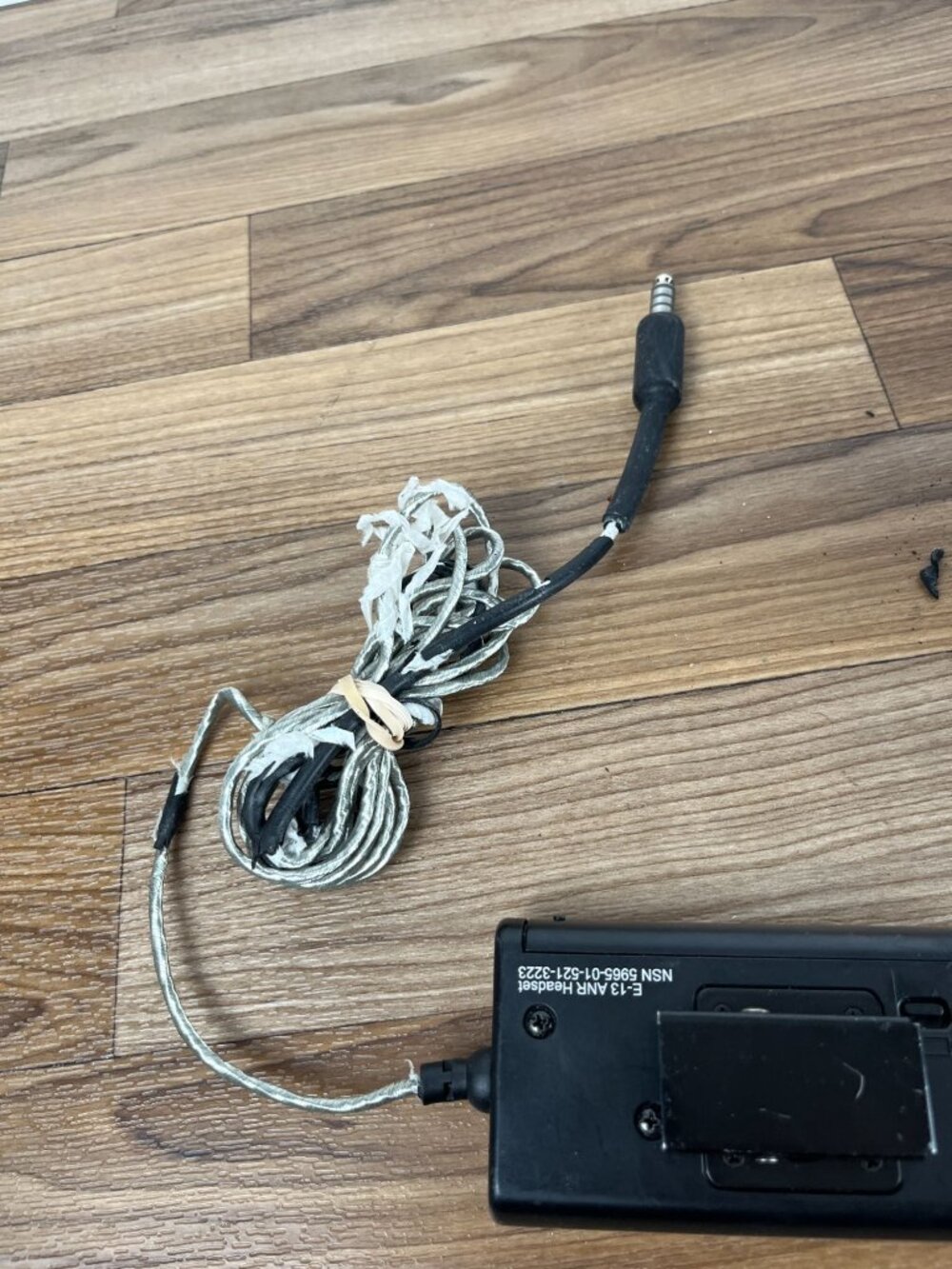 E-13 ANR Flightcom Military Headset With Case And Manual E13 UNtested AS-IS - Picture 12 of 16